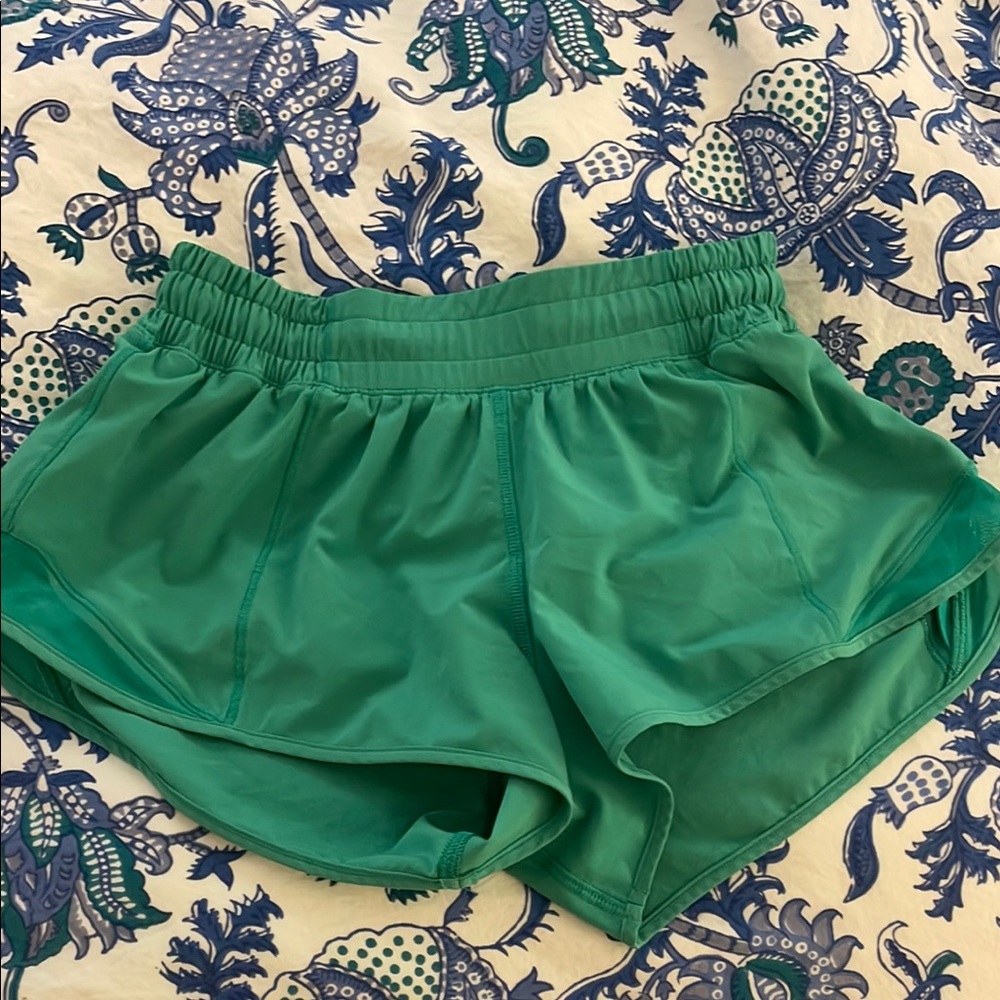 lululemon hotty hot shorts